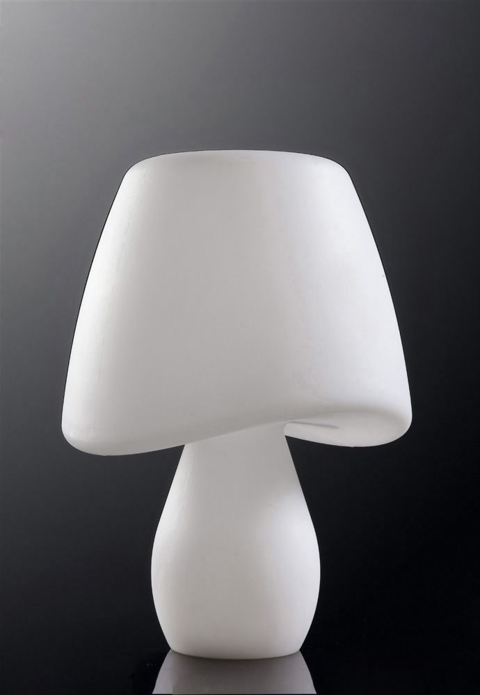 M1500 Mantra Cool White Table Lamp